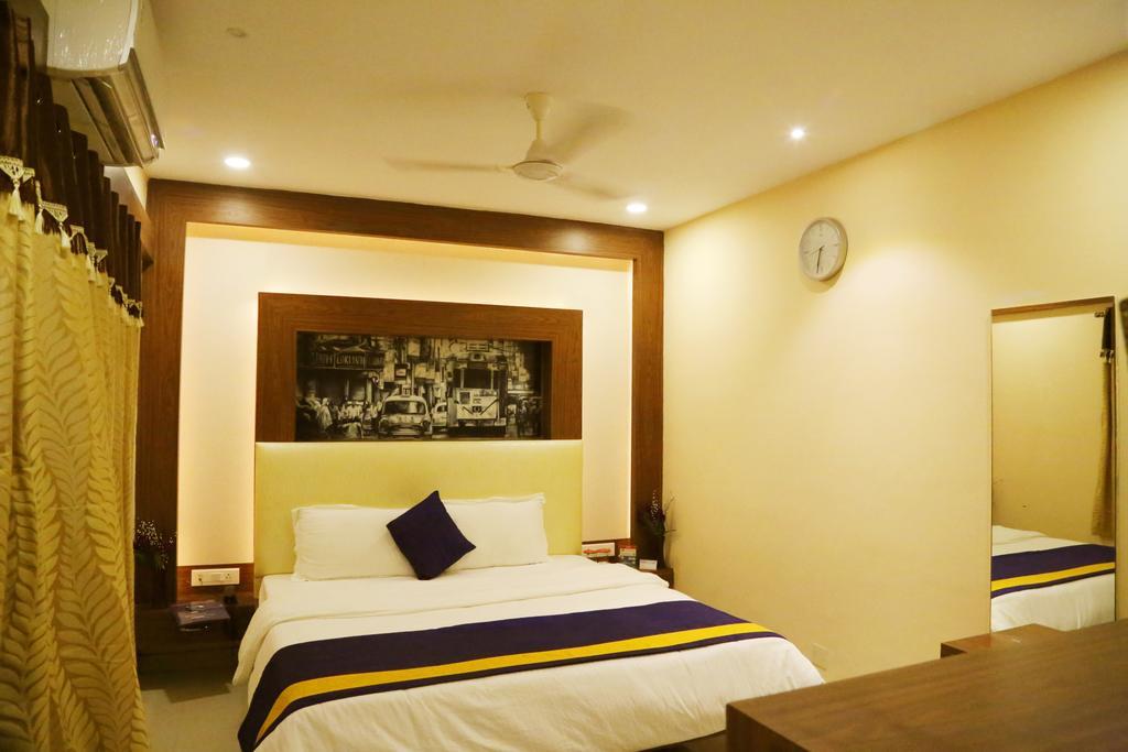 Oyo 460 Hotel Ivory Residency Kalküta Dış mekan fotoğraf