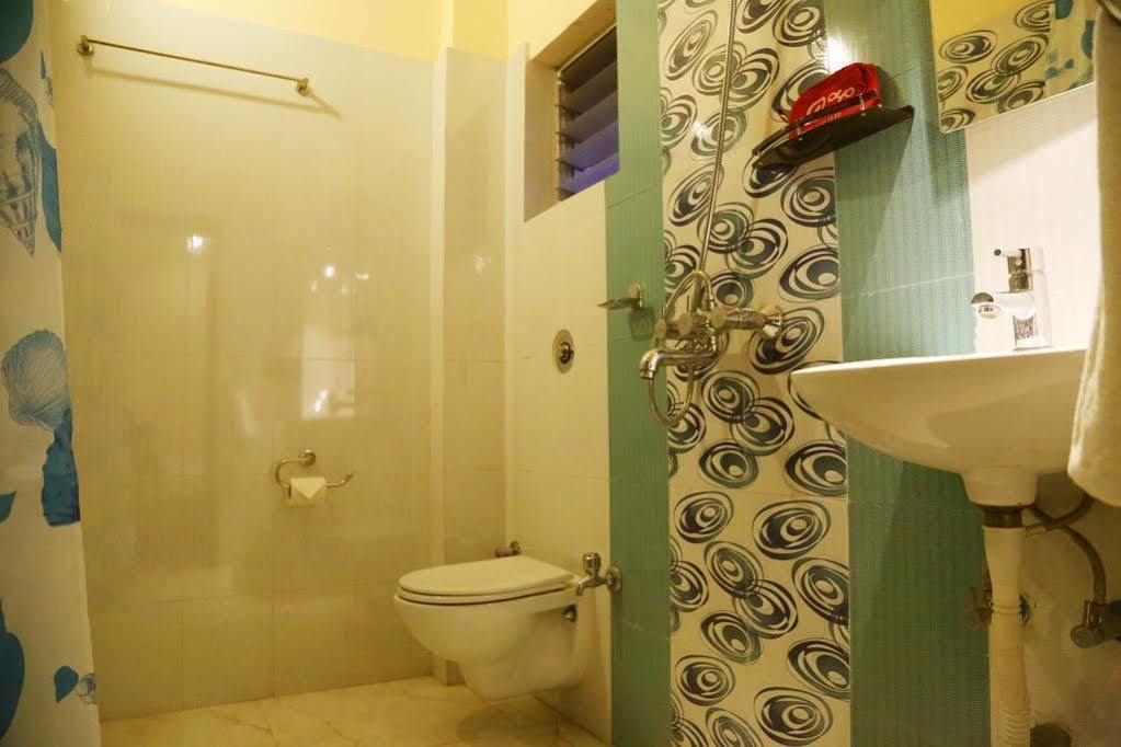 Oyo 460 Hotel Ivory Residency Kalküta Dış mekan fotoğraf